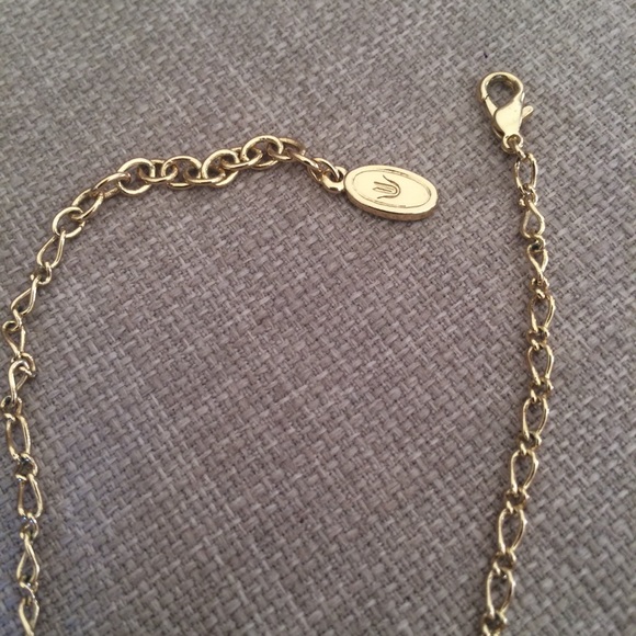 Yanbal Unique fine adjustable Necklace - Picture 4 of 8